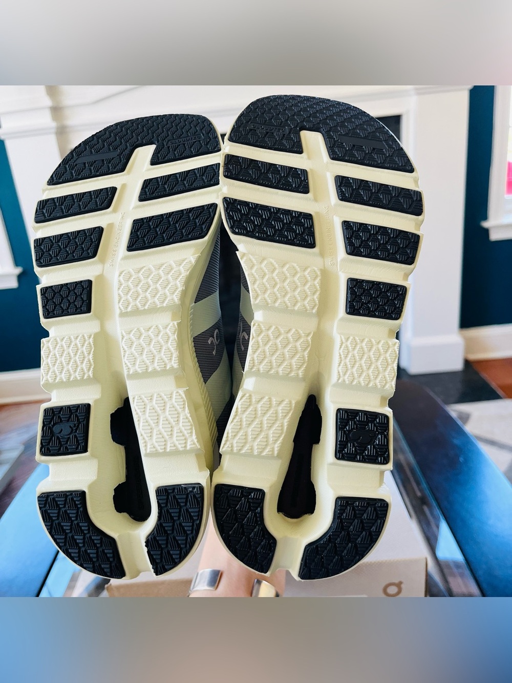 On Cloudrunner women's running shoes Frost | Aloe NEW 46.99019 - Picture 6 of 6